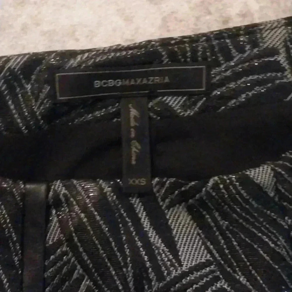 BCBGMaxAzria Black Basket Weave Jacquard Mini Skirt Size XXS - Picture 5 of 8